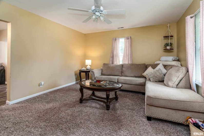 231 MCNEIL Street, Carterville, Illinois 62918, 2 Bedrooms Bedrooms, 0 ,1 BathroomBathrooms,Residential,For Sale,MCNEIL,0,RMAQC4263501