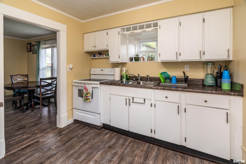 610 ILLINOIS Avenue, Carterville, Illinois 62918, 2 Bedrooms Bedrooms, 0 ,1 BathroomBathrooms,Residential,For Sale,ILLINOIS,0,RMAQC4263503