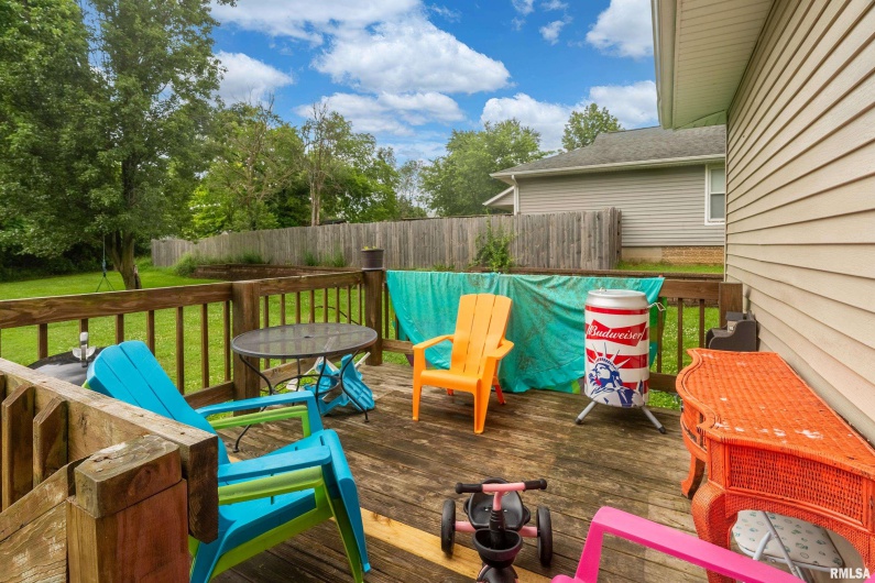 610 ILLINOIS Avenue, Carterville, Illinois 62918, 2 Bedrooms Bedrooms, 0 ,1 BathroomBathrooms,Residential,For Sale,ILLINOIS,0,RMAQC4263503