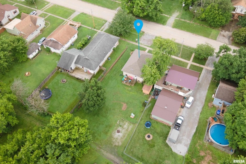610 ILLINOIS Avenue, Carterville, Illinois 62918, 2 Bedrooms Bedrooms, 0 ,1 BathroomBathrooms,Residential,For Sale,ILLINOIS,0,RMAQC4263503