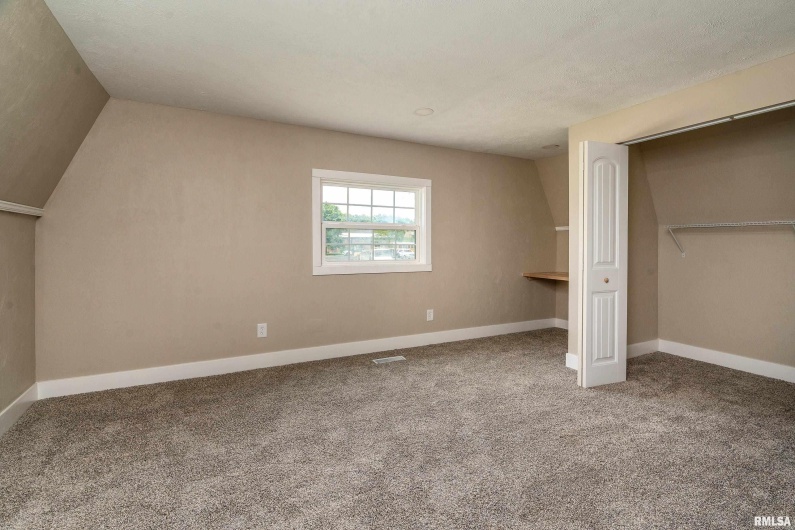 5157 Herrin Road, Carterville, Illinois 62918, 3 Bedrooms Bedrooms, 0 ,2 BathroomsBathrooms,Residential,For Sale,Herrin,0,RMAEB458064