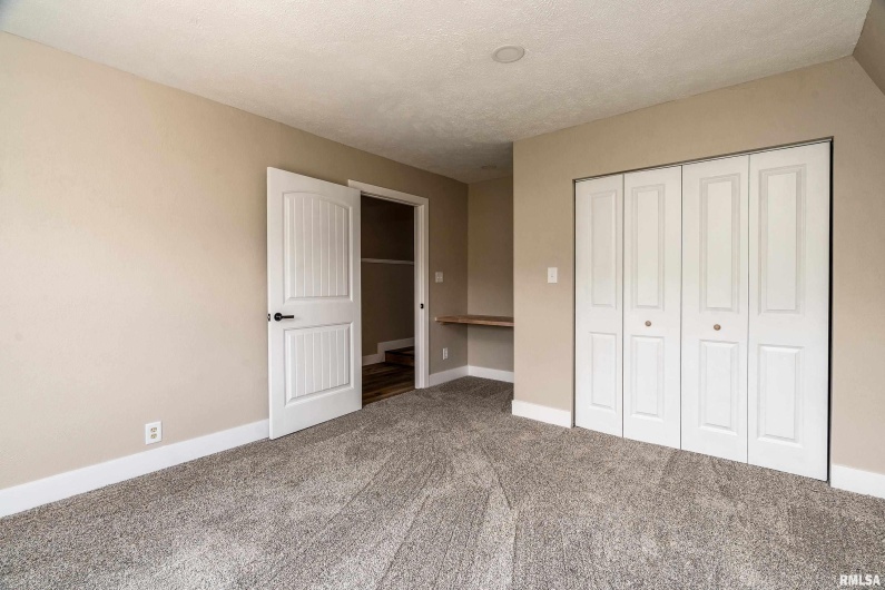 5157 Herrin Road, Carterville, Illinois 62918, 3 Bedrooms Bedrooms, 0 ,2 BathroomsBathrooms,Residential,For Sale,Herrin,0,RMAEB458064