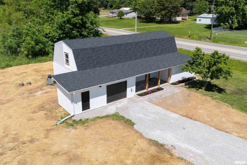 5157 Herrin Road, Carterville, Illinois 62918, 3 Bedrooms Bedrooms, 0 ,2 BathroomsBathrooms,Residential,For Sale,Herrin,0,RMAEB458064