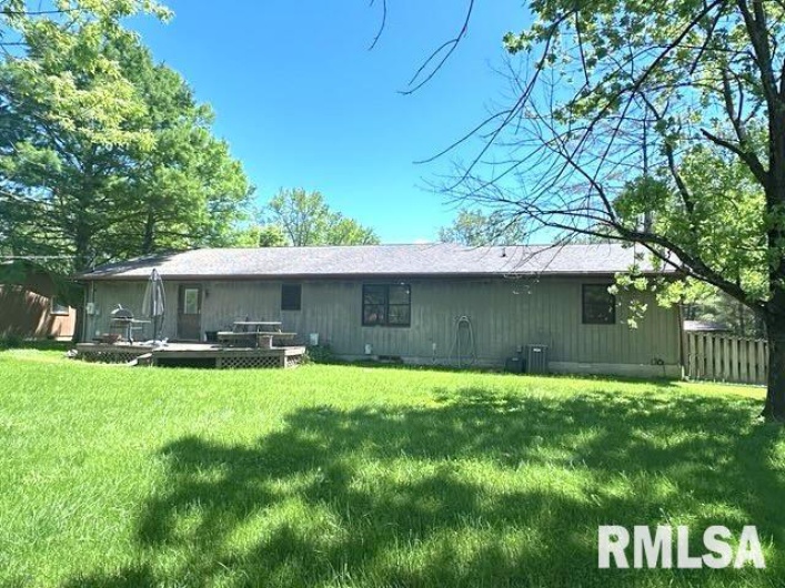 1408 Bobette Lane, Carbondale, Illinois 62902, 3 Bedrooms Bedrooms, 0 ,2 BathroomsBathrooms,Residential,For Sale,Bobette,0,RMAEB458066