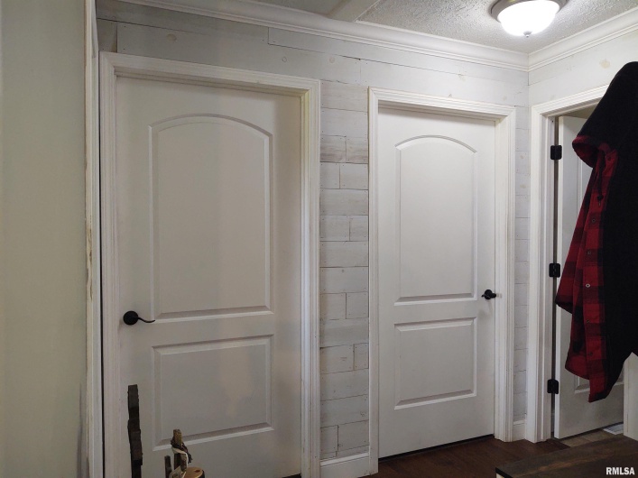 1640 PLEASANT RIDGE Road, Vienna, Illinois 62995-9, 3 Bedrooms Bedrooms, 0 ,2 BathroomsBathrooms,Residential,For Sale,PLEASANT RIDGE,0,RMAEB458080