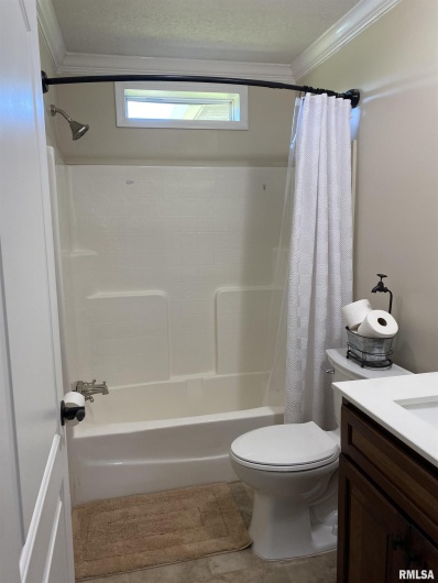 1640 PLEASANT RIDGE Road, Vienna, Illinois 62995-9, 3 Bedrooms Bedrooms, 0 ,2 BathroomsBathrooms,Residential,For Sale,PLEASANT RIDGE,0,RMAEB458080