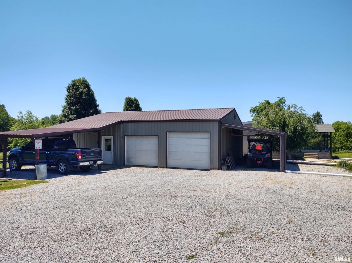 1640 PLEASANT RIDGE Road, Vienna, Illinois 62995-9, 3 Bedrooms Bedrooms, 0 ,2 BathroomsBathrooms,Residential,For Sale,PLEASANT RIDGE,0,RMAEB458080