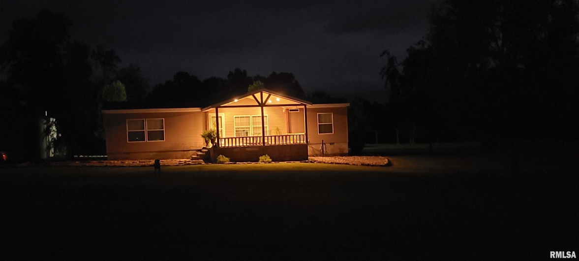 1640 PLEASANT RIDGE Road, Vienna, Illinois 62995-9, 3 Bedrooms Bedrooms, 0 ,2 BathroomsBathrooms,Residential,For Sale,PLEASANT RIDGE,0,RMAEB458080