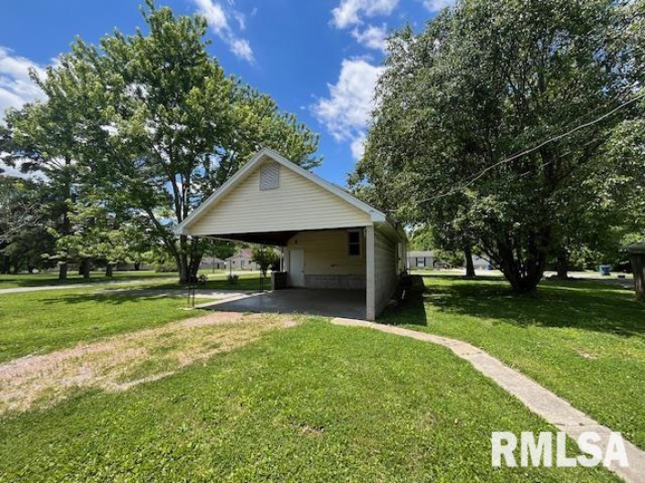 475 Holt Street, Vergennes, Illinois 62994, 2 Bedrooms Bedrooms, 0 ,1 BathroomBathrooms,Residential,For Sale,Holt,0,RMAEB458083