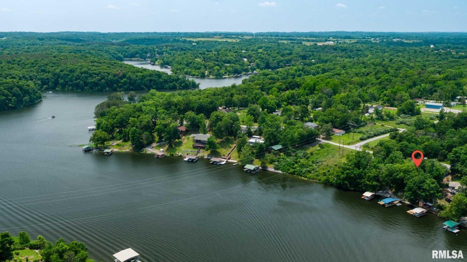 605 LAKESHORE Drive South, Goreville, Illinois 62939, 3 Bedrooms Bedrooms, 0 ,2 BathroomsBathrooms,Residential,For Sale,LAKESHORE,0,RMAQC4263596