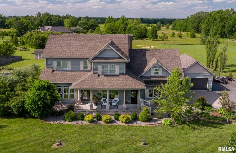3160 SYCAMORE Road, Carterville, Illinois 62918, 5 Bedrooms Bedrooms, 0 ,4 BathroomsBathrooms,Residential,For Sale,SYCAMORE,0,RMAQC4263619
