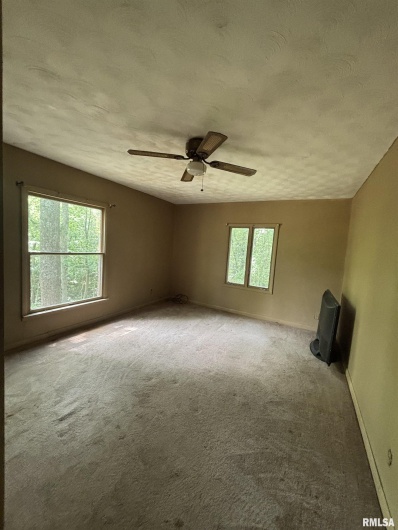 5284 IL Route 145 Road, Metropolis, Illinois 62960, 5 Bedrooms Bedrooms, 0 ,3 BathroomsBathrooms,Residential,For Sale,IL Route 145,0,RMAEB458112