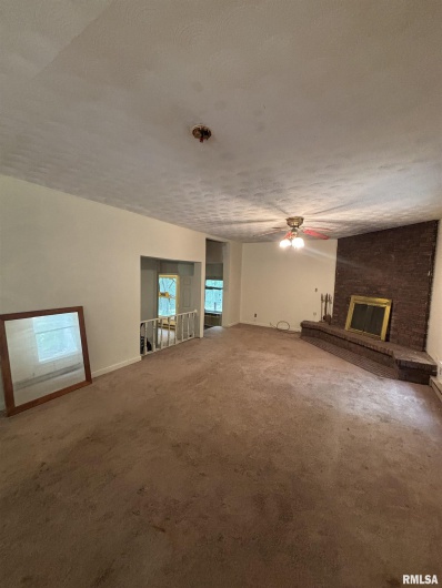 5284 IL Route 145 Road, Metropolis, Illinois 62960, 5 Bedrooms Bedrooms, 0 ,3 BathroomsBathrooms,Residential,For Sale,IL Route 145,0,RMAEB458112