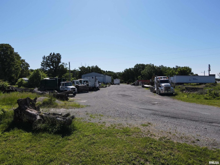 1921 GRANGE HALL Road, Marion, Illinois 62959, 0 , 0 ,0,Commercial Sale,For Sale,GRANGE HALL,0,RMAEB458115