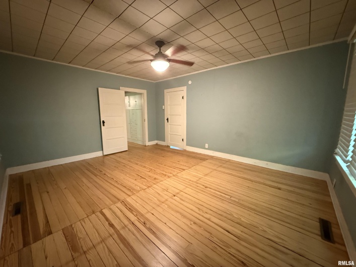 1312 SYCAMORE Street, Carbondale, Illinois 62901, 2 Bedrooms Bedrooms, 0 ,1 BathroomBathrooms,Residential,For Sale,SYCAMORE,0,RMAEB458119