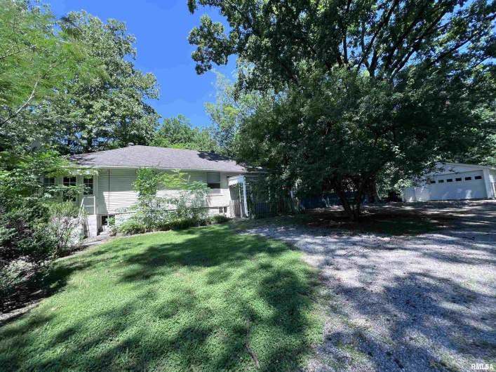 1312 SYCAMORE Street, Carbondale, Illinois 62901, 2 Bedrooms Bedrooms, 0 ,1 BathroomBathrooms,Residential,For Sale,SYCAMORE,0,RMAEB458119