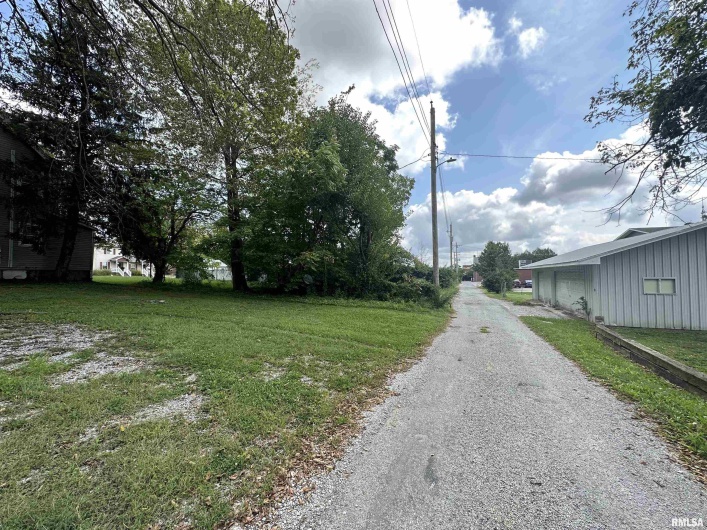 401 MONROE Street, Carbondale, Illinois 62901, 0 , 0 ,0,Residential Income,For Sale,MONROE,0,RMAEB450603