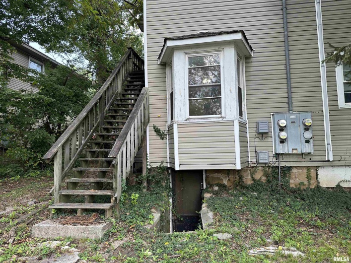 401 MONROE Street, Carbondale, Illinois 62901, 0 , 0 ,0,Residential Income,For Sale,MONROE,0,RMAEB450603