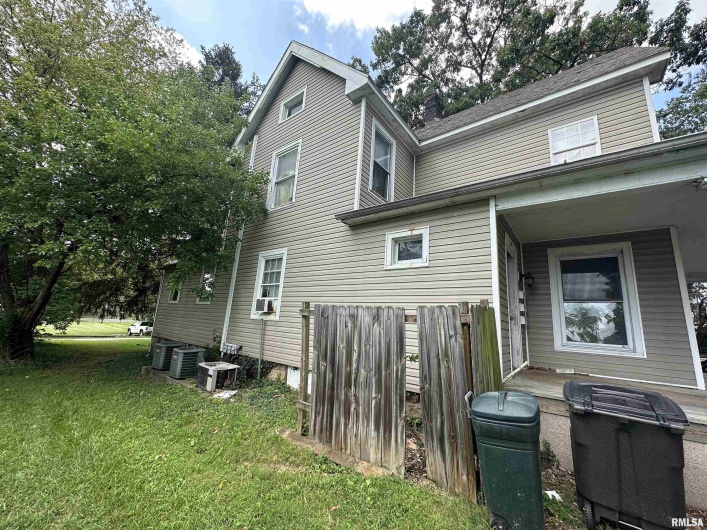 401 MONROE Street, Carbondale, Illinois 62901, 0 , 0 ,0,Residential Income,For Sale,MONROE,0,RMAEB450603