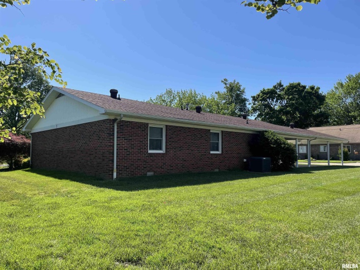 201 Herrmann Drive, Ridgway, Illinois 62979, 3 Bedrooms Bedrooms, 0 ,2 BathroomsBathrooms,Residential,For Sale,Herrmann,0,RMAQC4263670