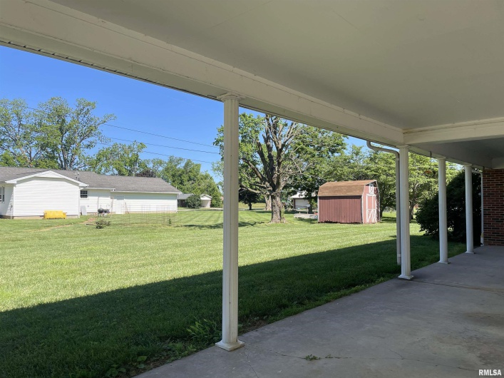 201 Herrmann Drive, Ridgway, Illinois 62979, 3 Bedrooms Bedrooms, 0 ,2 BathroomsBathrooms,Residential,For Sale,Herrmann,0,RMAQC4263670