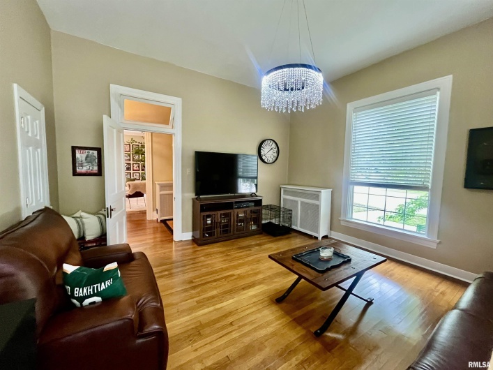 212 3RD Street, Metropolis, Illinois 62960, 4 Bedrooms Bedrooms, 0 ,3 BathroomsBathrooms,Residential,For Sale,3RD,0,RMAEB458137