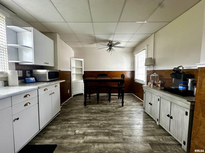 1414 ROOSEVELT Avenue, Eldorado, Illinois 62930, 2 Bedrooms Bedrooms, 0 ,1 BathroomBathrooms,Residential,For Sale,ROOSEVELT,0,RMAQC4263711