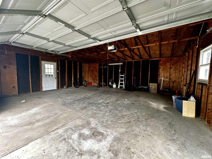 1414 ROOSEVELT Avenue, Eldorado, Illinois 62930, 2 Bedrooms Bedrooms, 0 ,1 BathroomBathrooms,Residential,For Sale,ROOSEVELT,0,RMAQC4263711