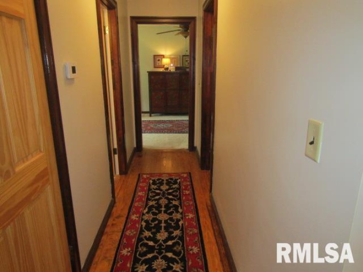72 Shewmaker Road, Cave In Rock, Illinois 62919, 3 Bedrooms Bedrooms, 0 ,2 BathroomsBathrooms,Residential,For Sale,Shewmaker,0,RMAEB458156