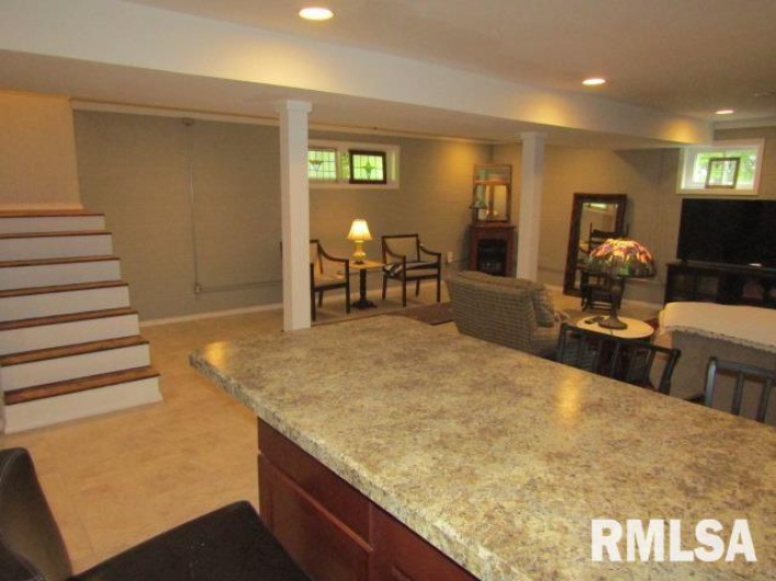 72 Shewmaker Road, Cave In Rock, Illinois 62919, 3 Bedrooms Bedrooms, 0 ,2 BathroomsBathrooms,Residential,For Sale,Shewmaker,0,RMAEB458156
