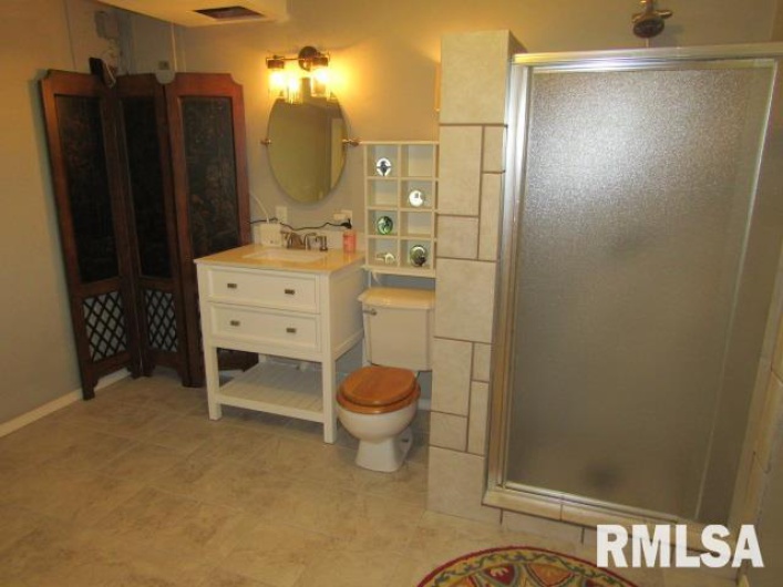 72 Shewmaker Road, Cave In Rock, Illinois 62919, 3 Bedrooms Bedrooms, 0 ,2 BathroomsBathrooms,Residential,For Sale,Shewmaker,0,RMAEB458156