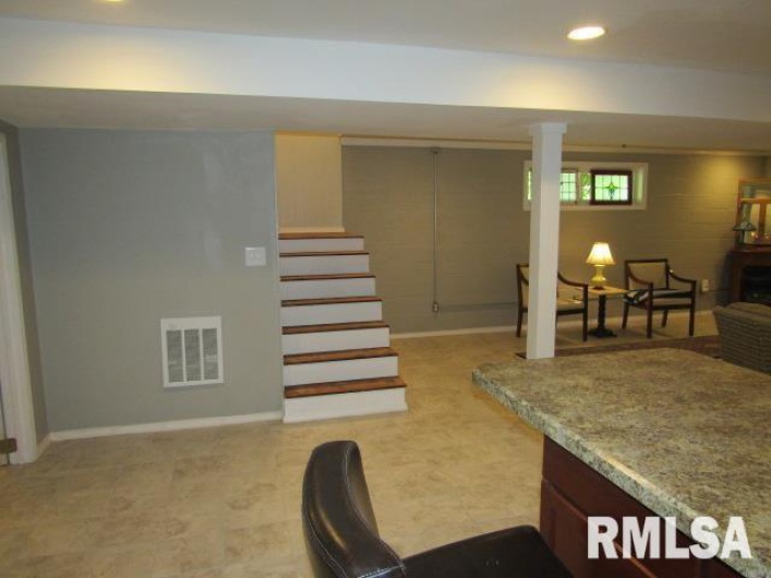 72 Shewmaker Road, Cave In Rock, Illinois 62919, 3 Bedrooms Bedrooms, 0 ,2 BathroomsBathrooms,Residential,For Sale,Shewmaker,0,RMAEB458156