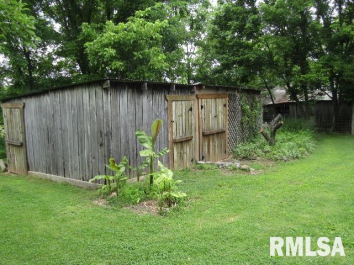72 Shewmaker Road, Cave In Rock, Illinois 62919, 3 Bedrooms Bedrooms, 0 ,2 BathroomsBathrooms,Residential,For Sale,Shewmaker,0,RMAEB458156
