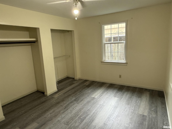 202 Friedline Drive, Carbondale, Illinois 62902-6195, 0 , 0 ,0,Residential Income,For Sale,Friedline,0,RMAEB458166