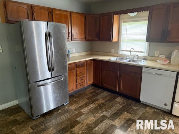1505 CHESTNUT Street, Marion, Illinois 62959, 3 Bedrooms Bedrooms, 0 ,2 BathroomsBathrooms,Residential,For Sale,CHESTNUT,0,RMAEB458179
