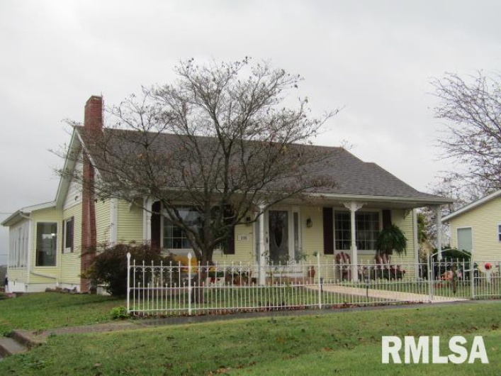 195 MARKET Street, Elizabethtown, Illinois 62931, 3 Bedrooms Bedrooms, 0 ,2 BathroomsBathrooms,Residential,For Sale,MARKET,0,RMAEB455731