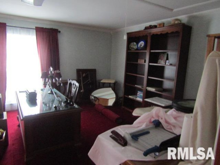 195 MARKET Street, Elizabethtown, Illinois 62931, 3 Bedrooms Bedrooms, 0 ,2 BathroomsBathrooms,Residential,For Sale,MARKET,0,RMAEB455731