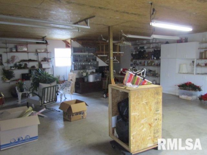 195 MARKET Street, Elizabethtown, Illinois 62931, 3 Bedrooms Bedrooms, 0 ,2 BathroomsBathrooms,Residential,For Sale,MARKET,0,RMAEB455731