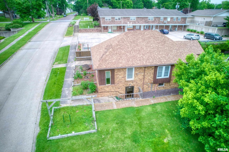 330 NORTH Street, Murphysboro, Illinois 62966, 0 , 0 ,0,Commercial Sale,For Sale,NORTH,0,RMAEB458191