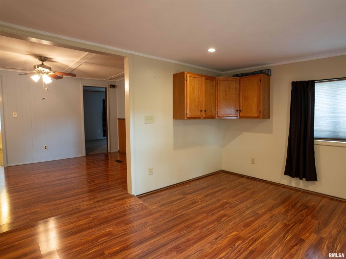 1 WILLOW Lane, DeSoto, Illinois 62924, 3 Bedrooms Bedrooms, 0 ,2 BathroomsBathrooms,Residential,For Sale,WILLOW,0,RMAEB458198