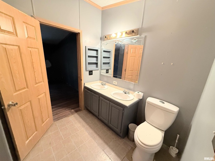 45 White Sands Road, Creal Springs, Illinois 62922, 3 Bedrooms Bedrooms, 0 ,2 BathroomsBathrooms,Residential,For Sale,White Sands,0,RMAEB458201