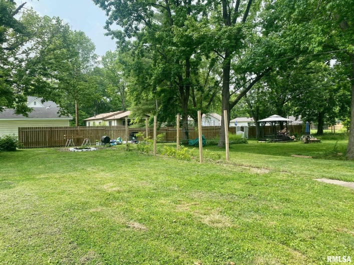 501 18TH Street, Herrin, Illinois 62948, 2 Bedrooms Bedrooms, 0 ,1 BathroomBathrooms,Residential,For Sale,18TH,0,RMAEB458230