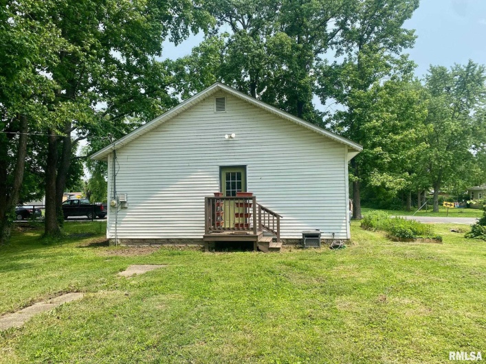 501 18TH Street, Herrin, Illinois 62948, 2 Bedrooms Bedrooms, 0 ,1 BathroomBathrooms,Residential,For Sale,18TH,0,RMAEB458230