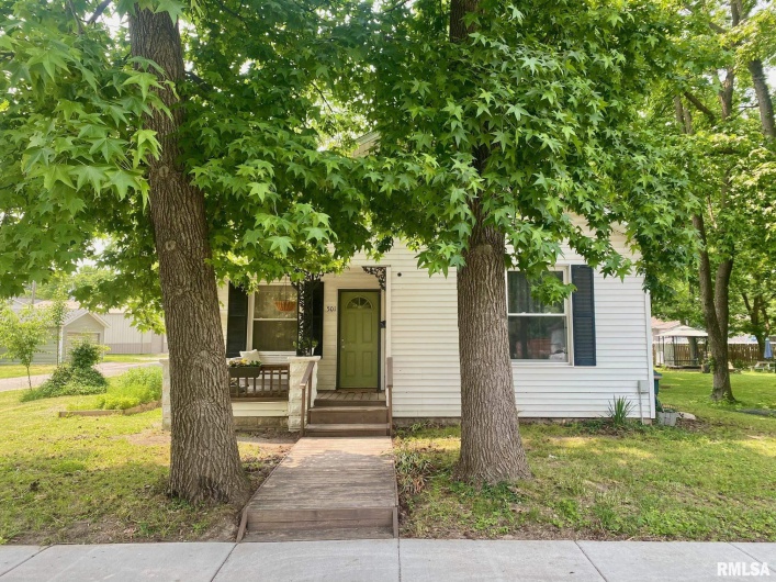 501 18TH Street, Herrin, Illinois 62948, 2 Bedrooms Bedrooms, 0 ,1 BathroomBathrooms,Residential,For Sale,18TH,0,RMAEB458230
