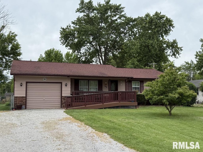 306 MAIN Street, DeSoto, Illinois 62924, 3 Bedrooms Bedrooms, 0 ,1 BathroomBathrooms,Residential,For Sale,MAIN,0,RMAQC4263892