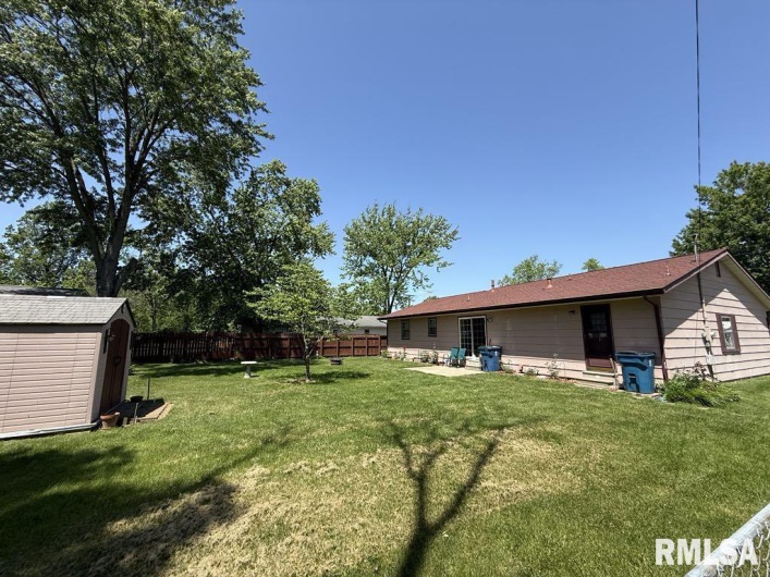 306 MAIN Street, DeSoto, Illinois 62924, 3 Bedrooms Bedrooms, 0 ,1 BathroomBathrooms,Residential,For Sale,MAIN,0,RMAQC4263892