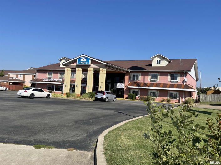 1802 Bittle Place, Marion, Illinois 62959, 0 , 0 ,0,Commercial Sale,For Sale,Bittle,0,RMAEB458229