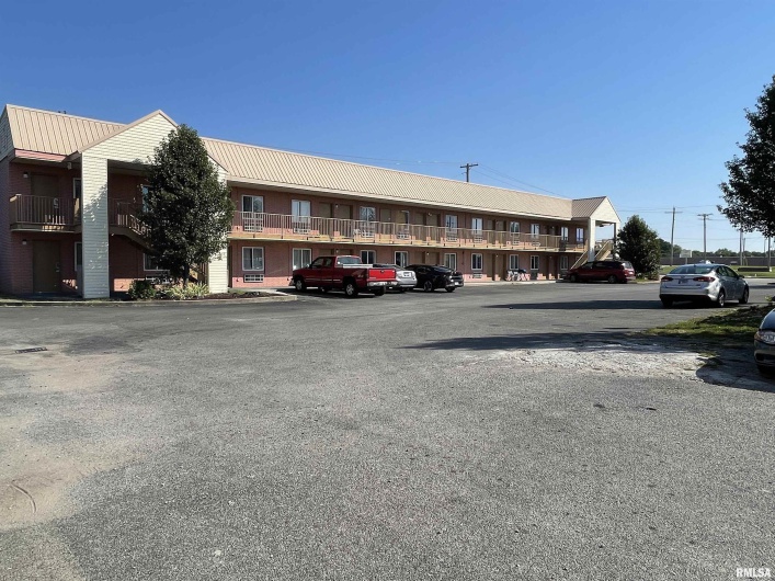 1802 Bittle Place, Marion, Illinois 62959, 0 , 0 ,0,Commercial Sale,For Sale,Bittle,0,RMAEB458229