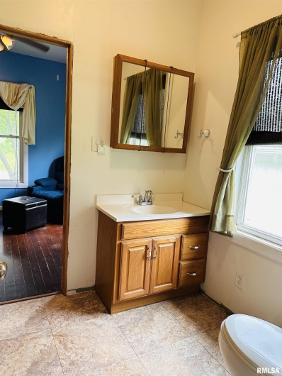 210 FRONT Street, Dongola, Illinois 62926, 2 Bedrooms Bedrooms, 0 ,1 BathroomBathrooms,Residential,For Sale,FRONT,0,RMAQC4263911