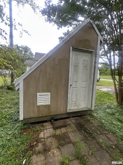 210 FRONT Street, Dongola, Illinois 62926, 2 Bedrooms Bedrooms, 0 ,1 BathroomBathrooms,Residential,For Sale,FRONT,0,RMAQC4263911